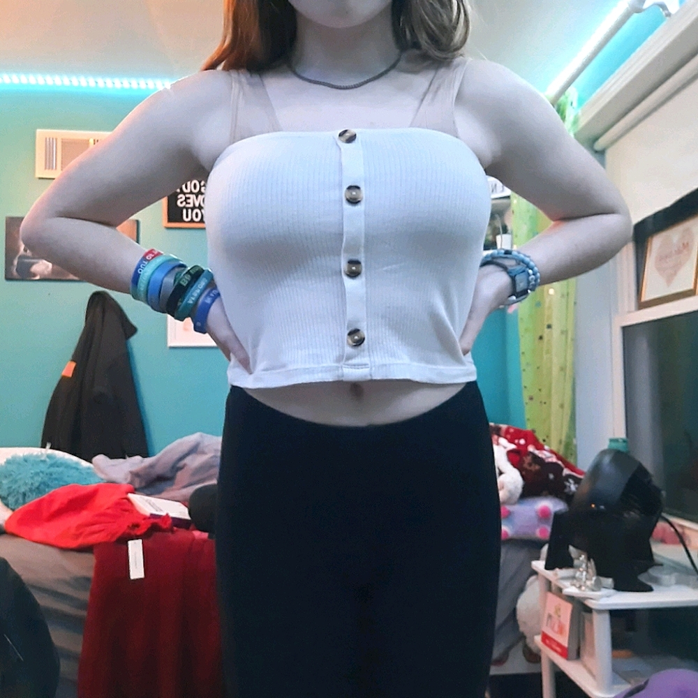 button tube top